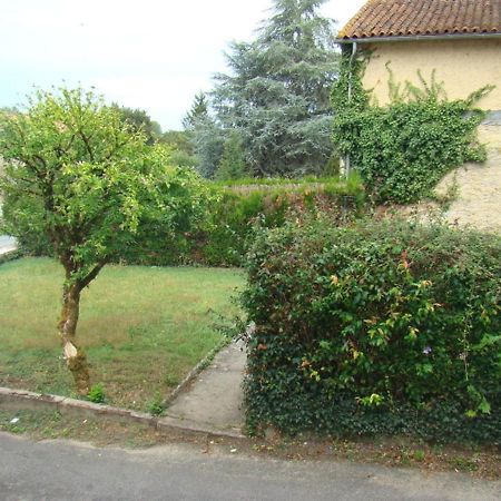 Spacious 3-Bed House In Chateau Garnier Extérieur photo